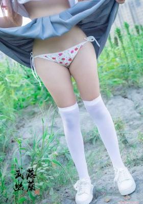 韩国电影漂亮的阿姨_青苹果乐园免费高清观看
